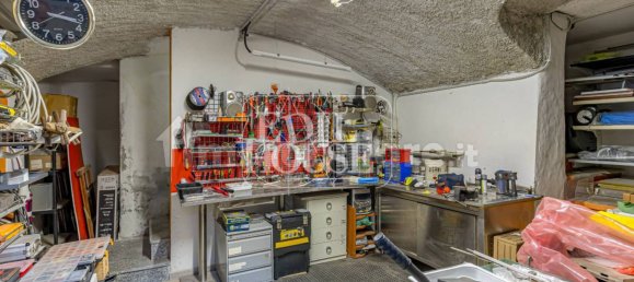 3 Schlafzimmer Haus in Como, Italy, Nr. 260675 11