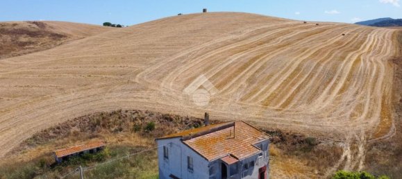 Дом с 2 комнатами в Тарквиния, Италия № 289709 31