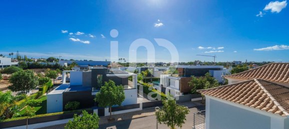 3 bedrooms House in Quarteira, Portugal No. 125222 25