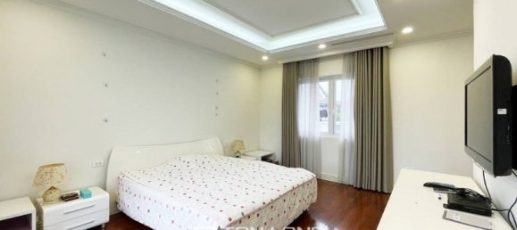 4 Schlafzimmer Villa in Long Bien, Vietnam, Nr. 696 15