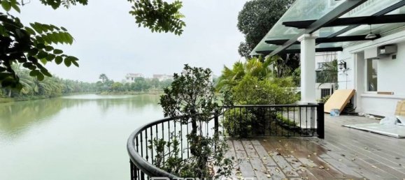 4 Schlafzimmer Villa in Long Bien, Vietnam, Nr. 696 24