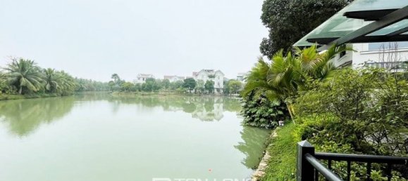 4 Schlafzimmer Villa in Long Bien, Vietnam, Nr. 696 21