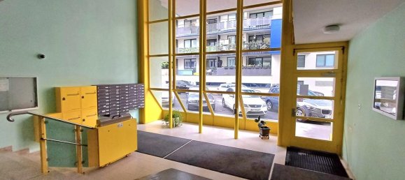 3 rooms Apartment in Hernals, Austria No. 213299 2