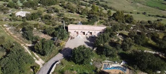 4 rooms House in Noto, Italy No. 190422 30