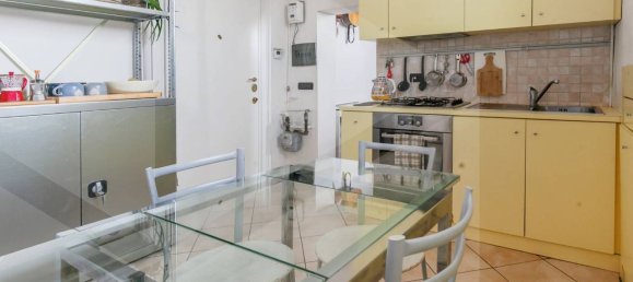 Квартира с 2 комнатами в Милан, Италия № 241127 9