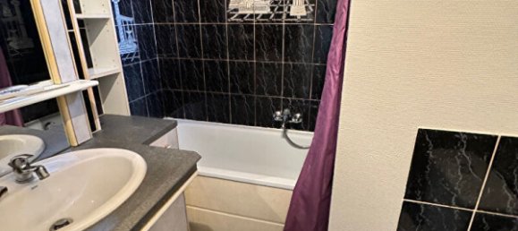 1 bedroom Apartment in Les Pavillons-sous-Bois, France No. 171901 6