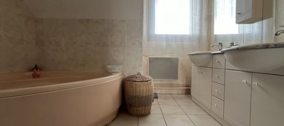 4 Schlafzimmer Haus in Beaurains, France, Nr. 309769 10