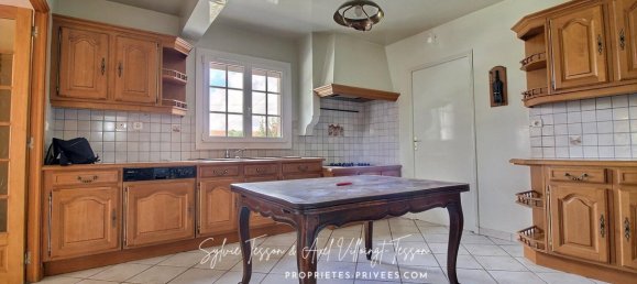 4 Schlafzimmer Haus in Artenay, France, Nr. 226794 9