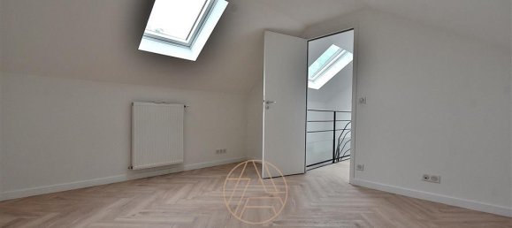 4 bedrooms House in Saint-Maur-des-Fosses, France No. 161634 14