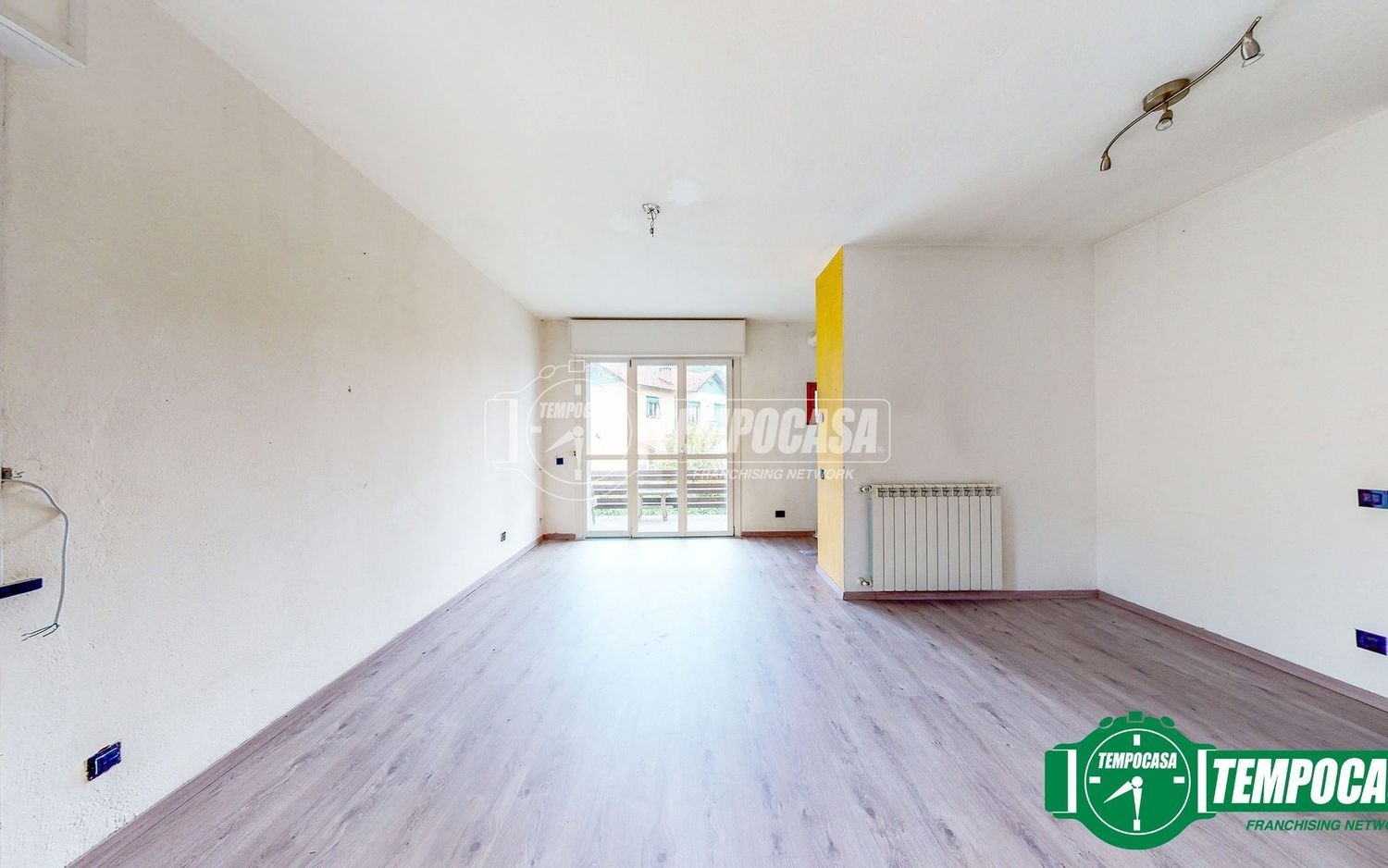 Квартира с 3 комнатами в Лерма, Италия № 148571