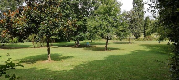 5 rooms House in Montaione, Italy No. 35181 4