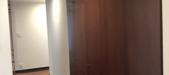 3 dormitorios apartamento en alquiler en Hoan Kiem, Ha Noi, Vietnam № 13643 4