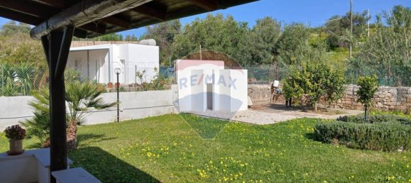 Villa de 2 dormitorios en Avola, Italy No. 45942 3