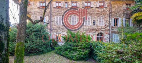 Apartamento de 4 habitaciónes en Bergamo, Italy No. 143572 3