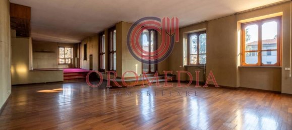 Apartamento de 4 habitaciónes en Bergamo, Italy No. 143572 8