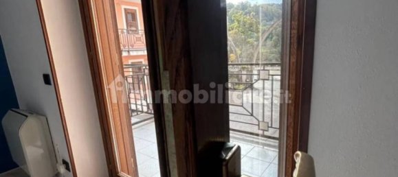 3 bedrooms Apartment in Lauria, Italy No. 61693 7