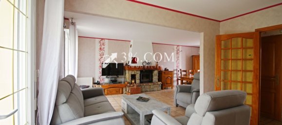 4 Schlafzimmer Haus in Peronne, France, Nr. 100098 23