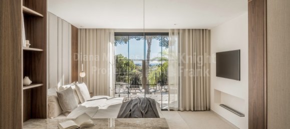 5 bedrooms Villa in Marbella, Spain No. 243582 10