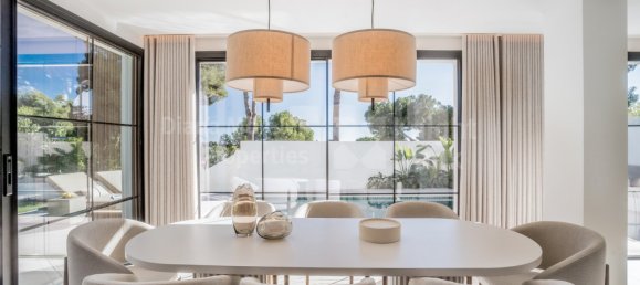 5 bedrooms Villa in Marbella, Spain No. 243582 7