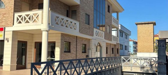 Garage in Porto Recanati, Italy 62m², Nr. 362526 7