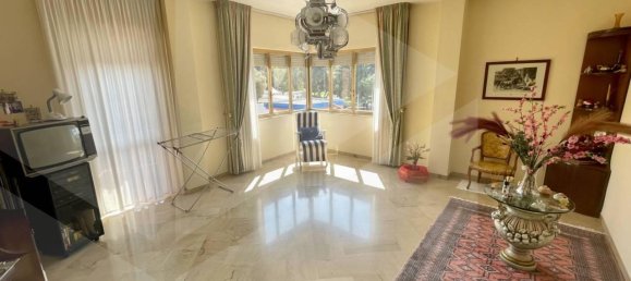 5-salle Appartement à Andria, Italy No. 16431 2