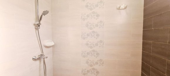 8 bedrooms Villa in Al Kharran, UAE No. 8710 9