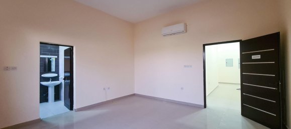 8 bedrooms Villa in Al Kharran, UAE No. 8710 17