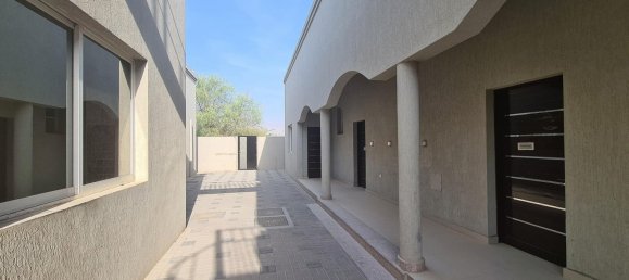 8 bedrooms Villa in Al Kharran, UAE No. 8710 20