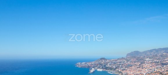 Land in Funchal, Portugal No. 145063 3