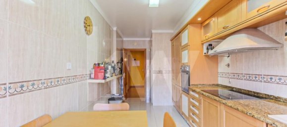 Apartamento de 3 dormitorios en Cascais, Portugal No. 74066 8