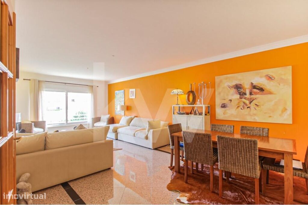Apartamento de 3 dormitorios en Cascais, Portugal No. 74066