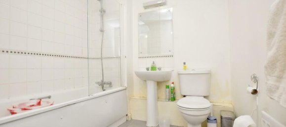 Квартира с 2 спальнями в Баркинг, Великобритания № 12487 8