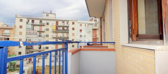 Apartamento de 2 dormitorios en Lucera, Italy No. 136835 16