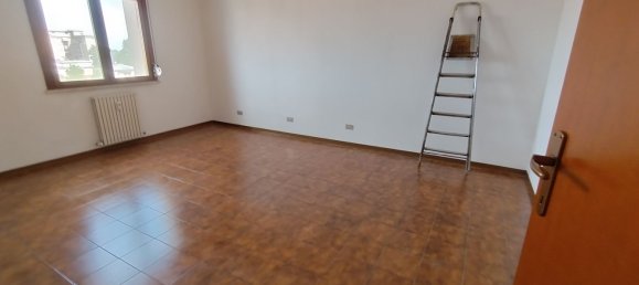 4 rooms Apartment in Modena, Italy No. 295674 17