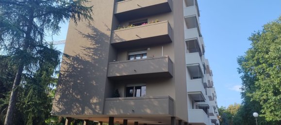 4 rooms Apartment in Modena, Italy No. 295674 6