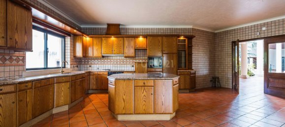 Вилла с 4 спальнями в Помбал, Португалия № 139354 13