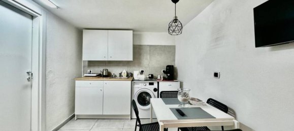 2 rooms Apartment in Naples, Italy No. 33704 18