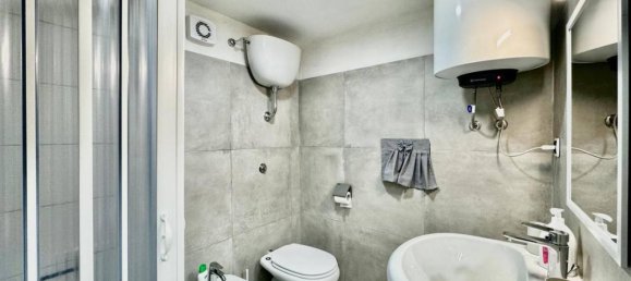 2 rooms Apartment in Naples, Italy No. 33704 13