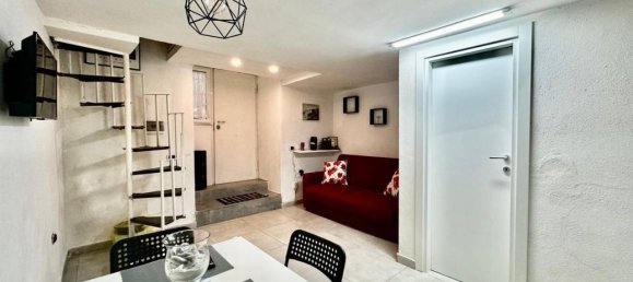 2 rooms Apartment in Naples, Italy No. 33704 6