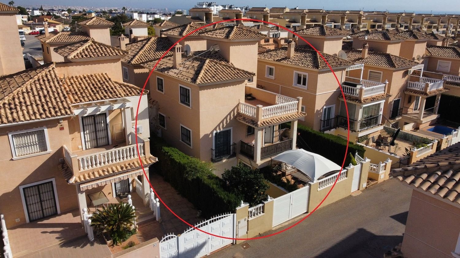 3 bedrooms Villa in Alicante, Spain No. 146813