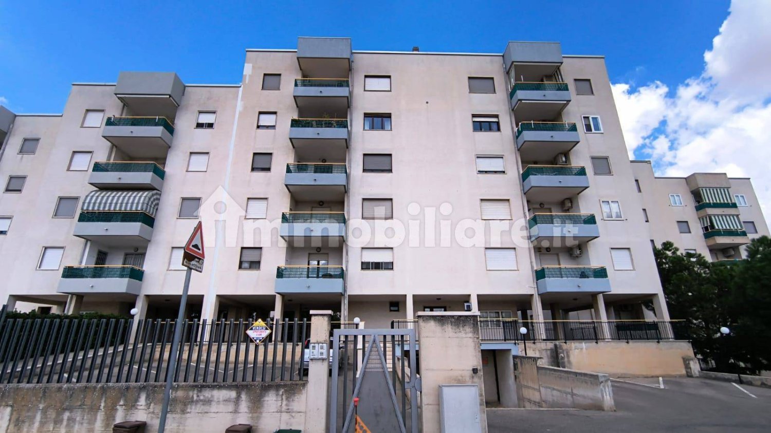 3 bedrooms Apartment in Castellana Grotte, Italy No. 397597