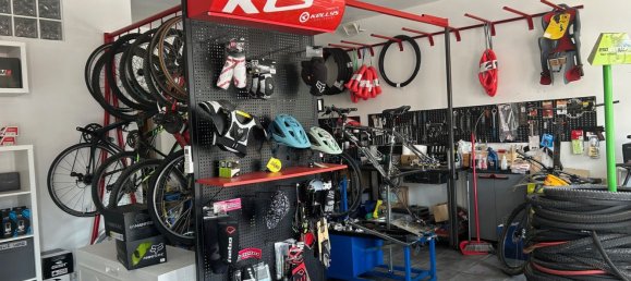 Коммерческая недвижимость 62м² в Гуарене, Италия № 280303 10