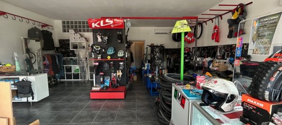 Коммерческая недвижимость 62м² в Гуарене, Италия № 280303 7