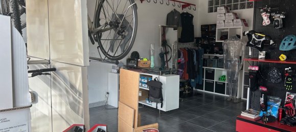 Коммерческая недвижимость 62м² в Гуарене, Италия № 280303 13