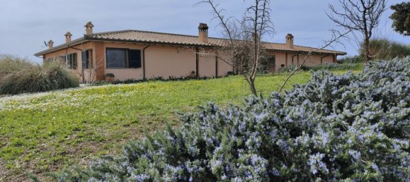 3 bedrooms Castles in Orbetello, Italy No. 55601 13