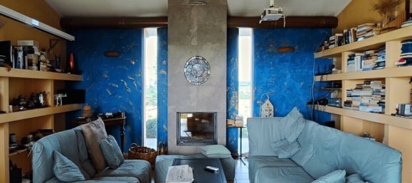 3 bedrooms Castles in Orbetello, Italy No. 55601 22