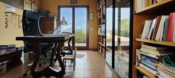 3 bedrooms Castles in Orbetello, Italy No. 55601 18