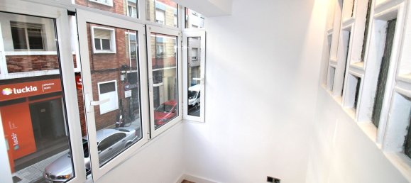 2 bedrooms Apartment in Gijon, Spain No. 149300 3