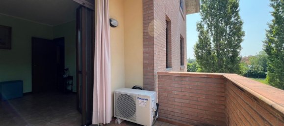 5 bedrooms Apartment in Reggio Emilia, Italy No. 315973 9