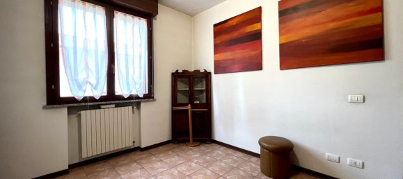 5 bedrooms Apartment in Reggio Emilia, Italy No. 315973 11